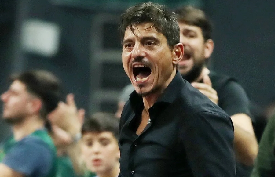 Γιαννακόπουλος: «Συγχαρητήρια στον Ολυμπιακό - Τα στραβά τα έβλεπα, το μυαλό ήταν αλλού, λάθος δεν θα ξαναγίνει»