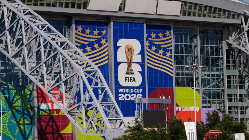Η FIFA αναθεώρησε την πολιτική της για τα μπουκάλια νερού